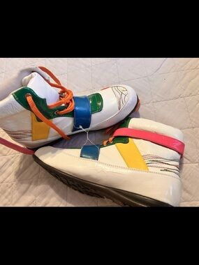 Womens White Multi-Color High-Top Sneakers